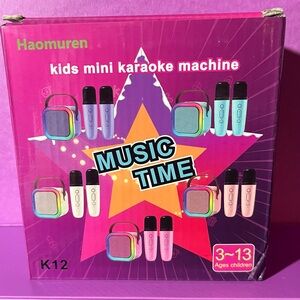 Music Time kids Pink KARAOKE MACHINE
Wireless Mic & Speaker